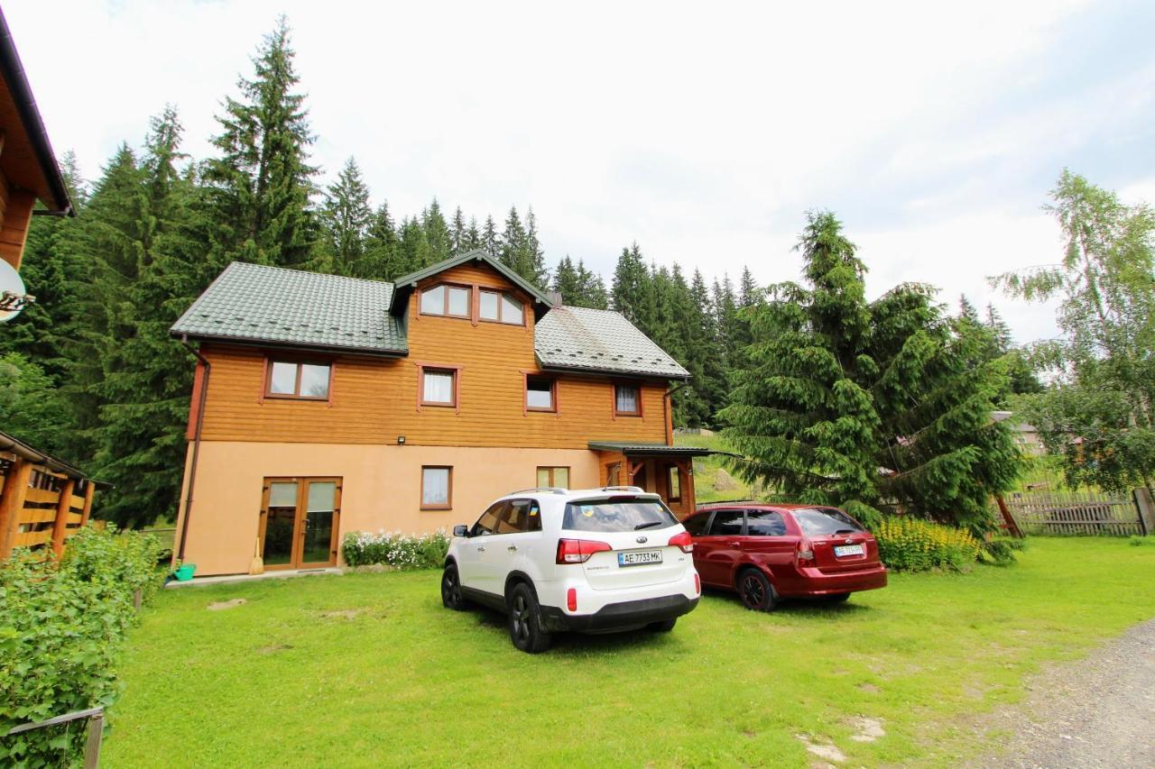 Hrystyna Apartment Yablunytsya Exterior photo