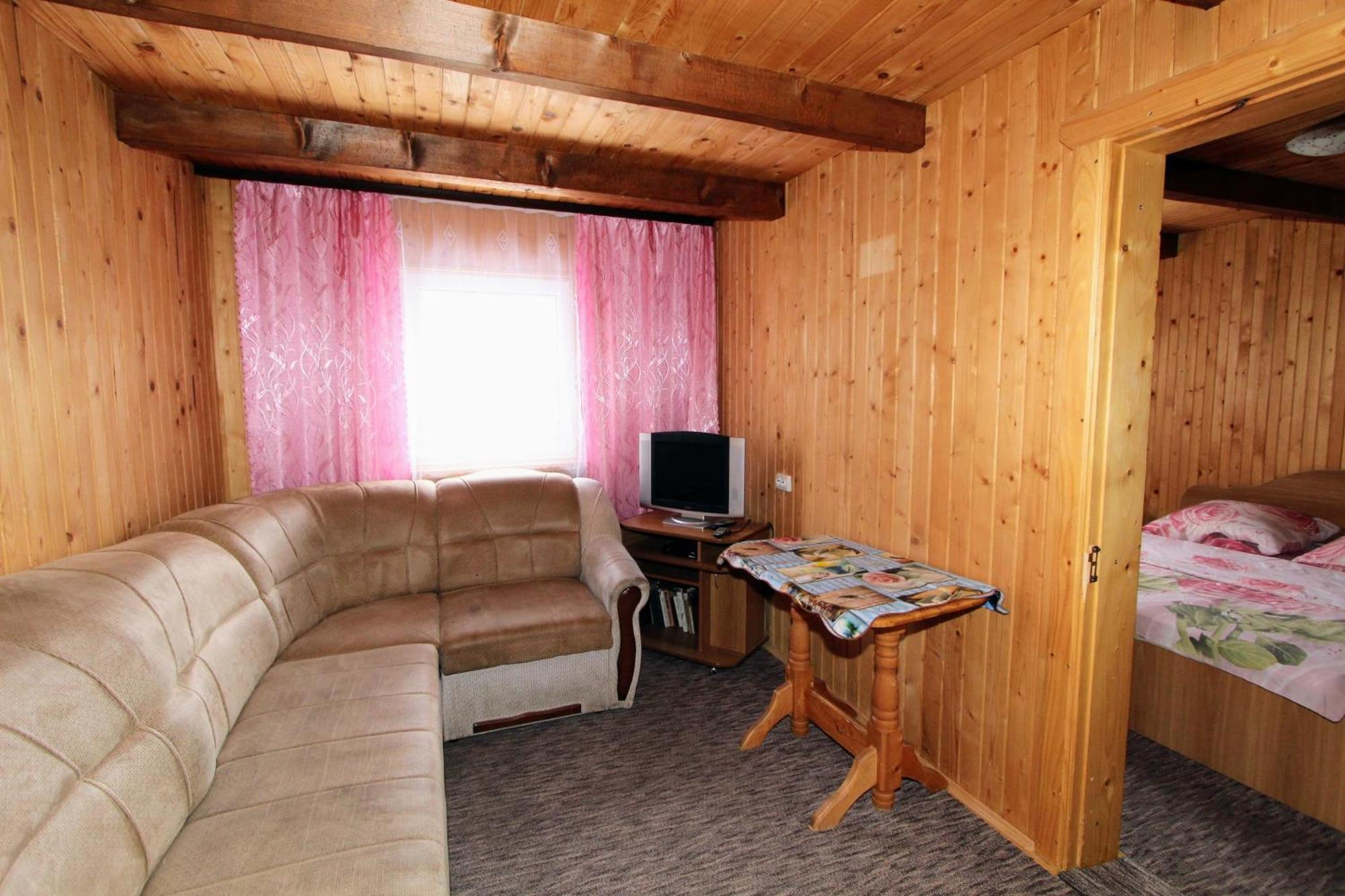 Hrystyna Apartment Yablunytsya Room photo